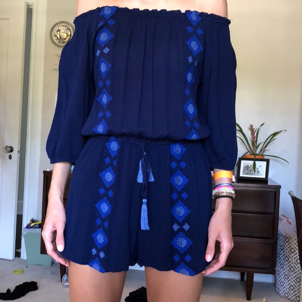 Boutique romper!!! NEVER WORN SZ S